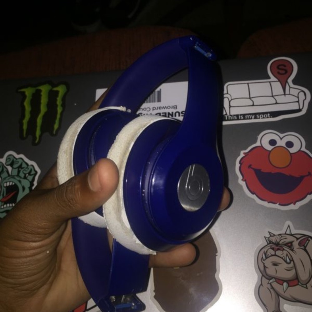 Beats - Picture 2 of 3